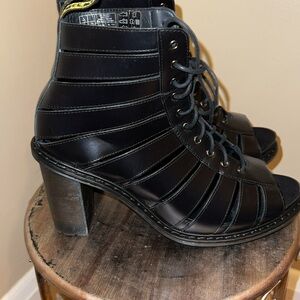 Dr. Martens boot shoes